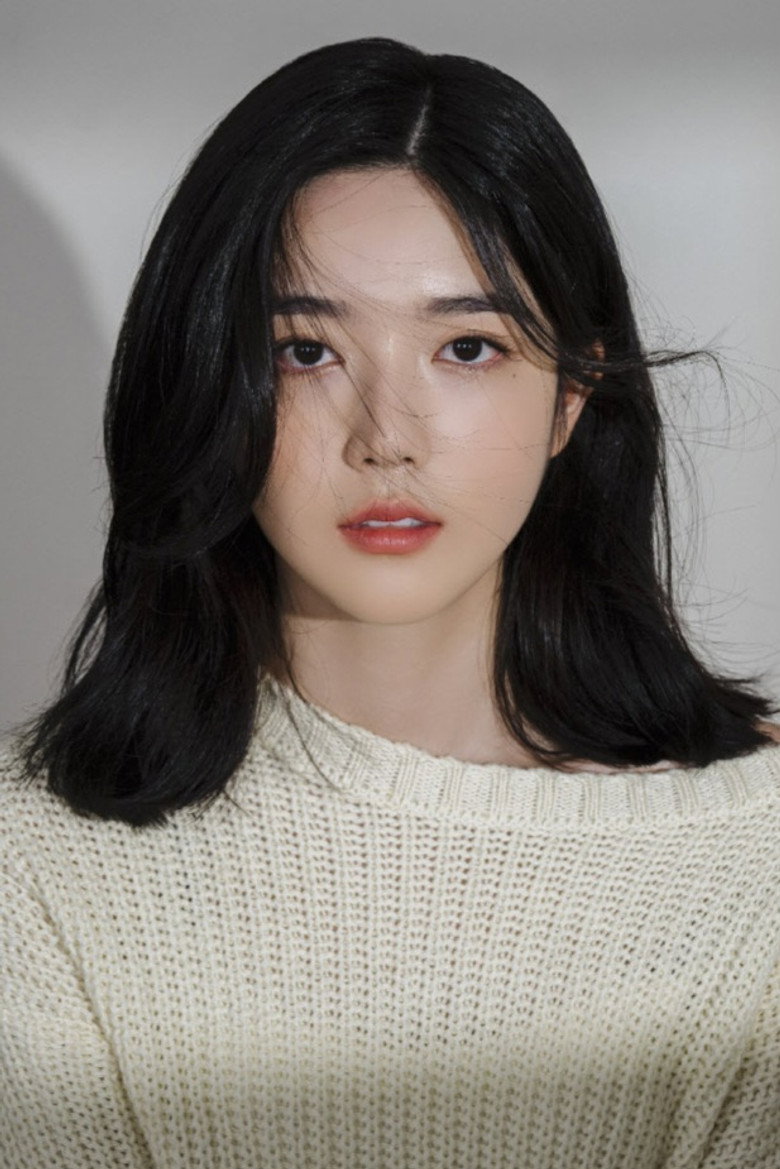 Jang Yeon-ju portrait