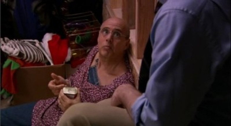 Arrested Development S02E05 — Sad Sack episode still