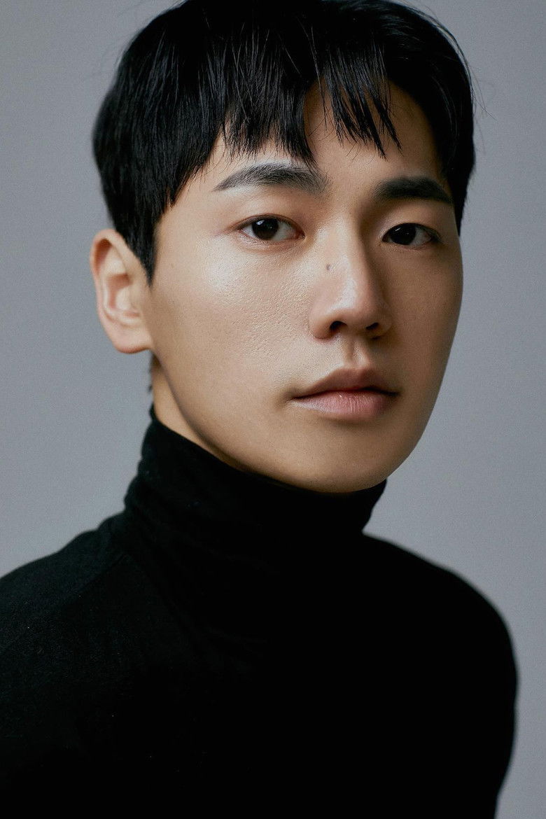 Jung Woo-jae portrait image