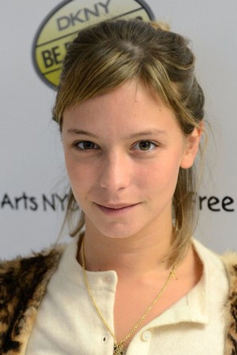 Annabelle Dexter-Jones photo 5