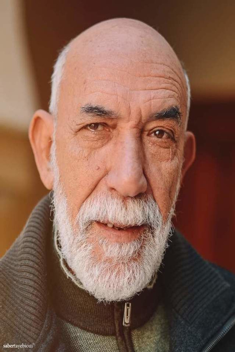 Az Elarab Kaghat portrait image