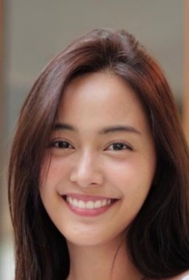 Eisaya Hosuwan photo 4