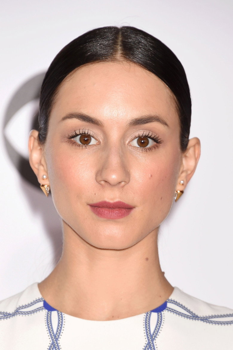 Troian Bellisario photo 8