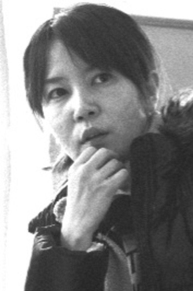 Mari Asato photo 2