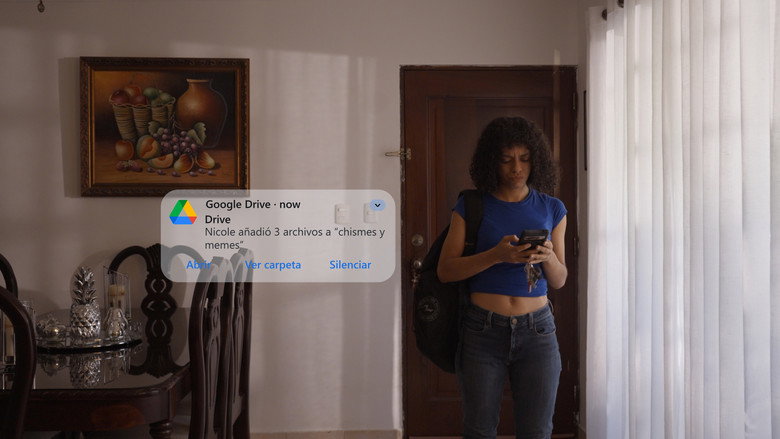 Image d'arrière-plan 2 du film LEAKED