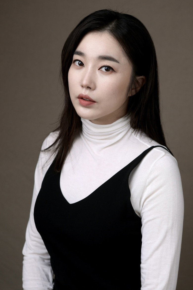 Kim Yeo-jin portrait