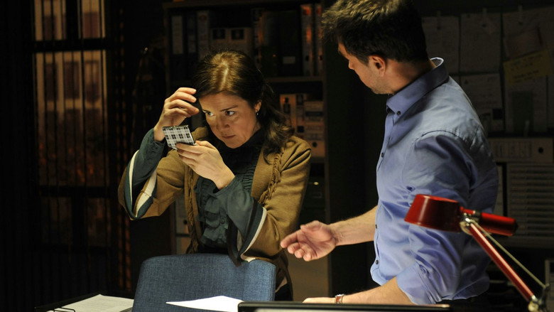 Los misterios de Laura image 5