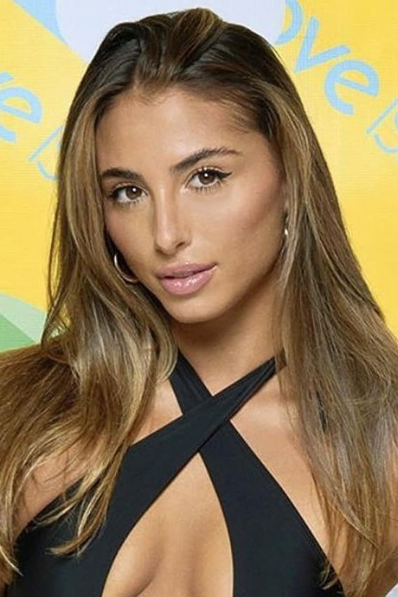 Phoebe Siegel portrait image