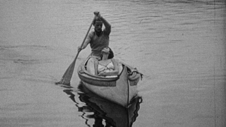 Image d'arrière-plan 2 du film An American Tragedy