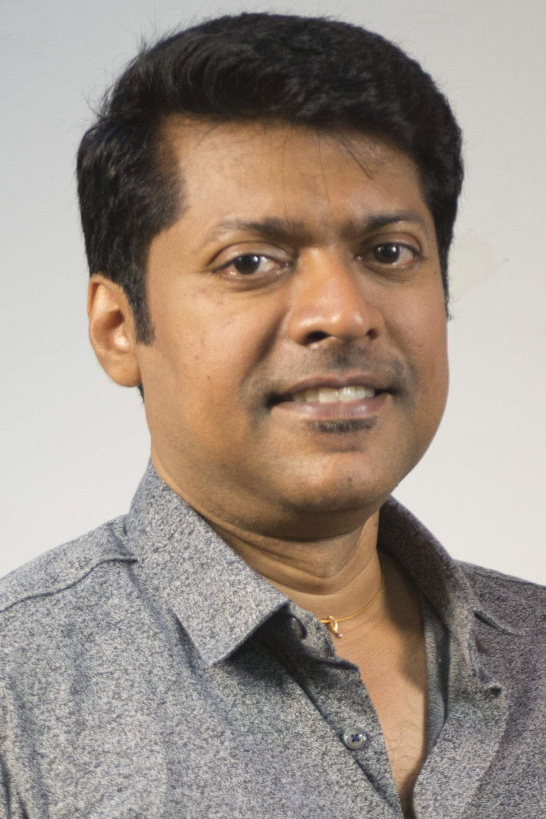 Magizh Thirumeni photo 3