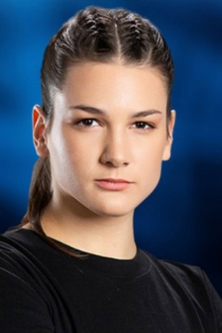 Nisa Bölükbaşı portrait