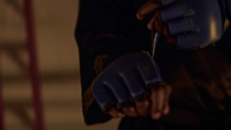 Dark Side of the Cage: 1×7