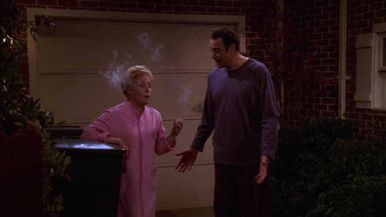Still from Everybody Loves Raymond - ซีซัน 9 ตอน 15