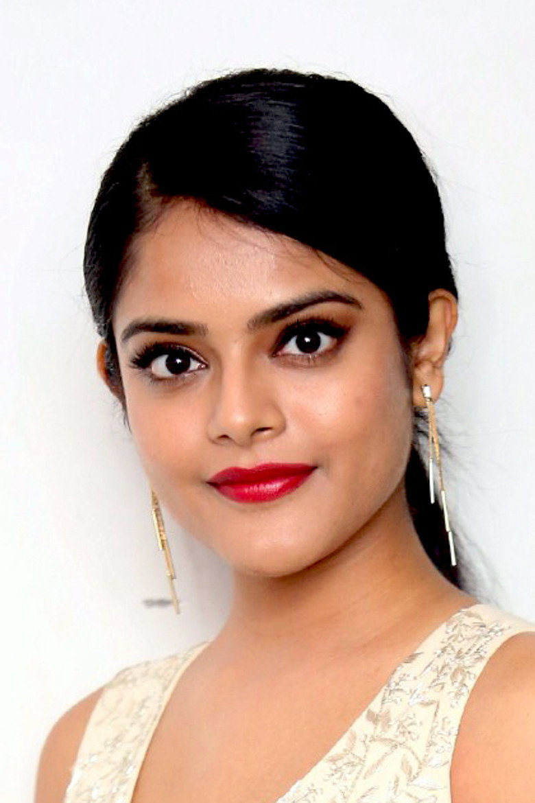 Riddhi Kumar photo 2