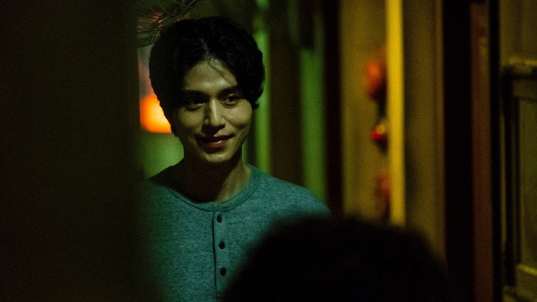 Still from Strangers from Hell - Season 1 Episode 7