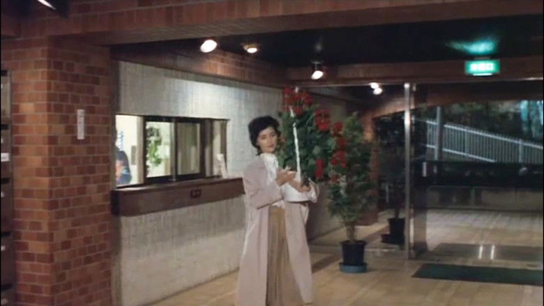 Imatge de 乳首にピアスをした女