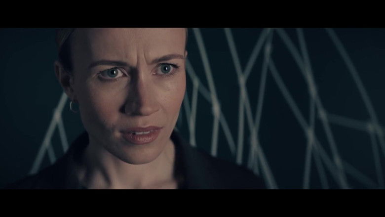 The Alice Paradox — scene 1