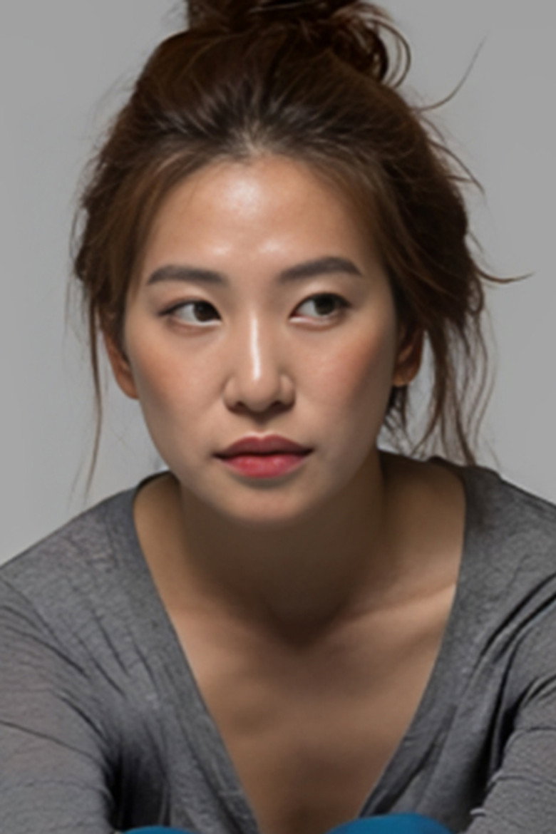 Cho Yoon-ji photo 3