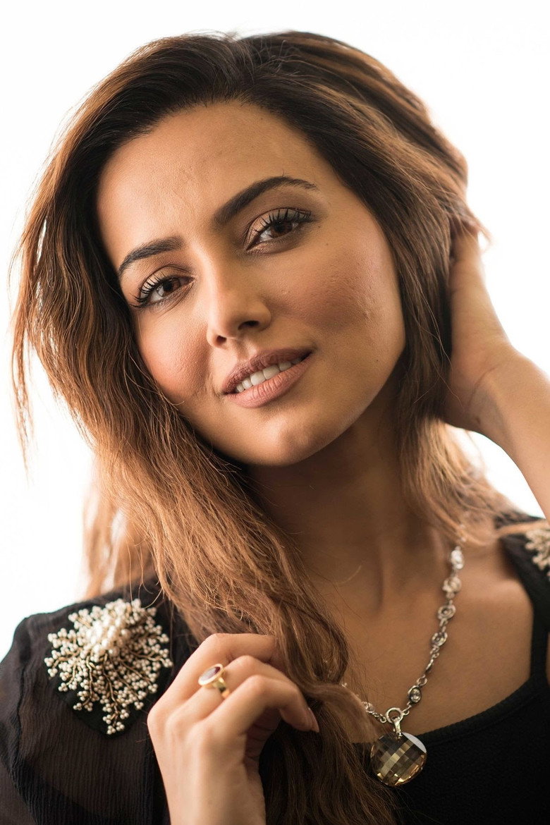 Sana Khaan photo 3