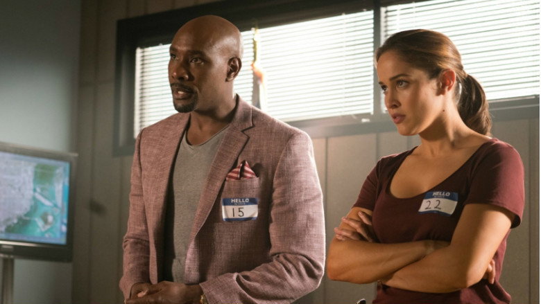 Still from Rosewood - ซีซัน 2 ตอน 10