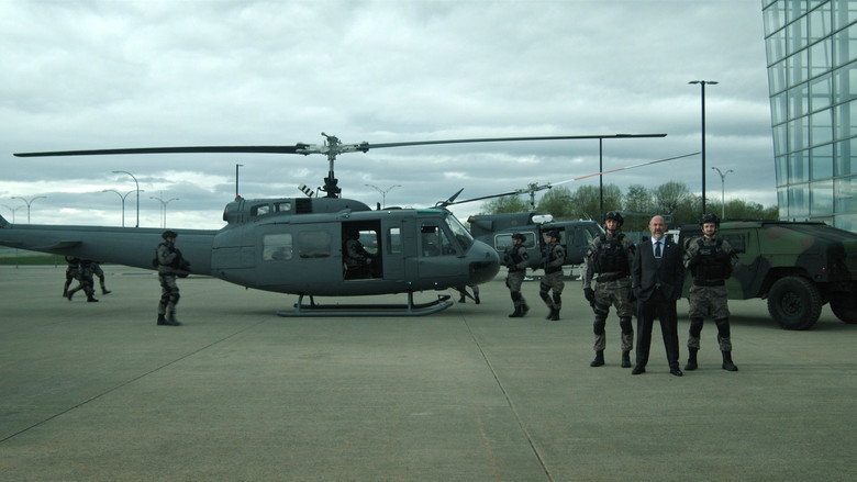 Still from Invasion - ซีซัน 3 ตอน 4