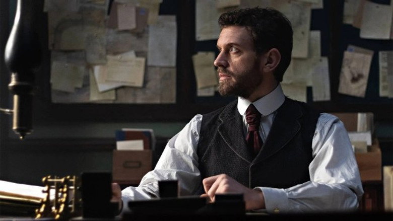 Still from Miss Scarlet - Season 6 Episode 5