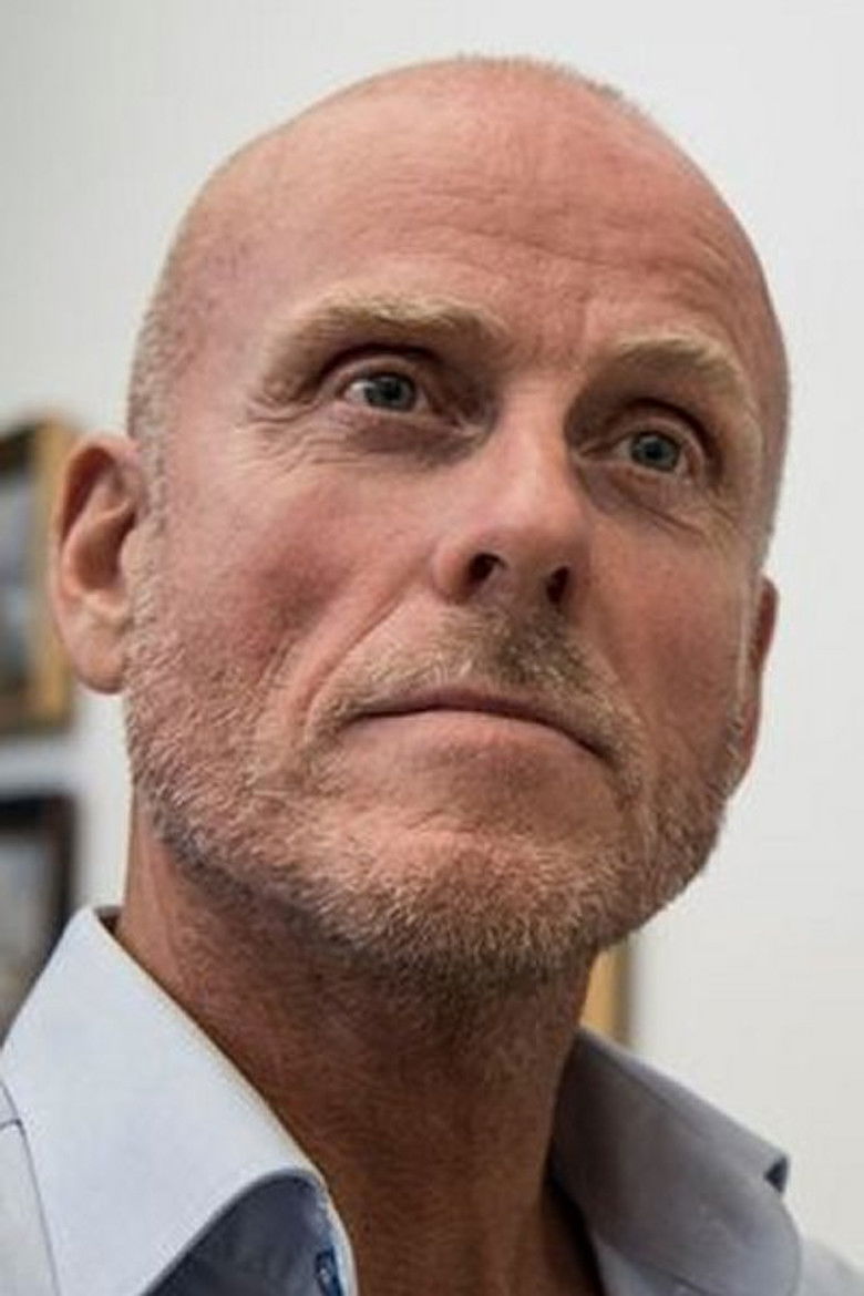 Mikkel Vadsholt portrait image