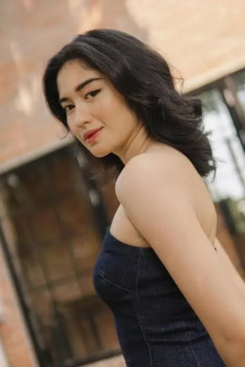 Ochi Rosdiana photo