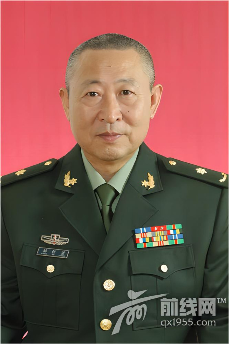 杨铁梁 portrait image