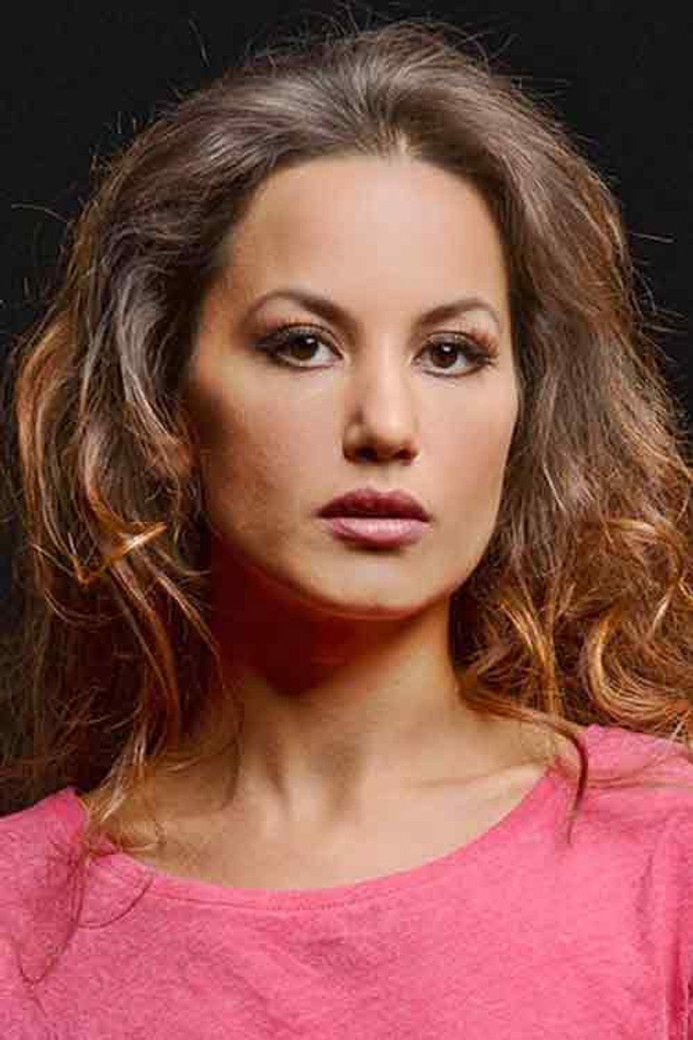 Yıldız Asyalı photo 2