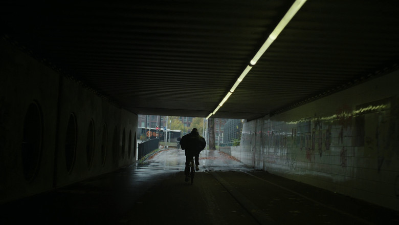 Image d'arrière-plan 4 du film Away