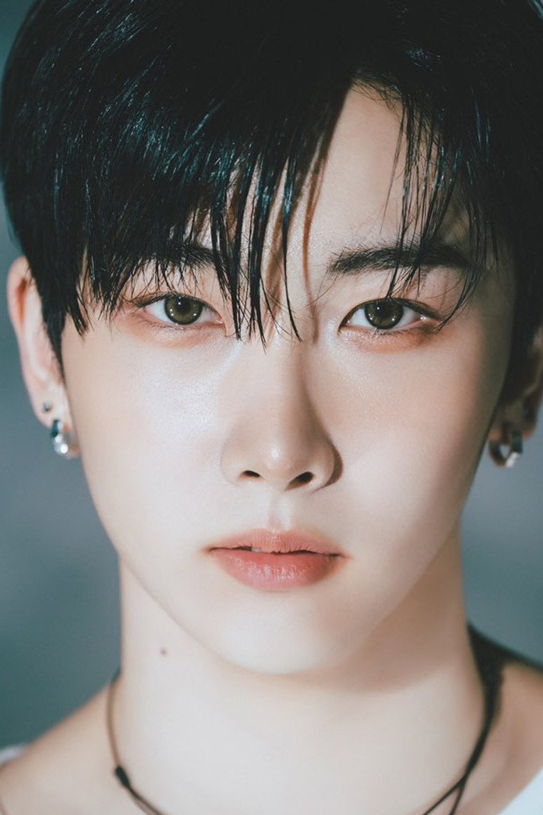 Hoyoung portrait