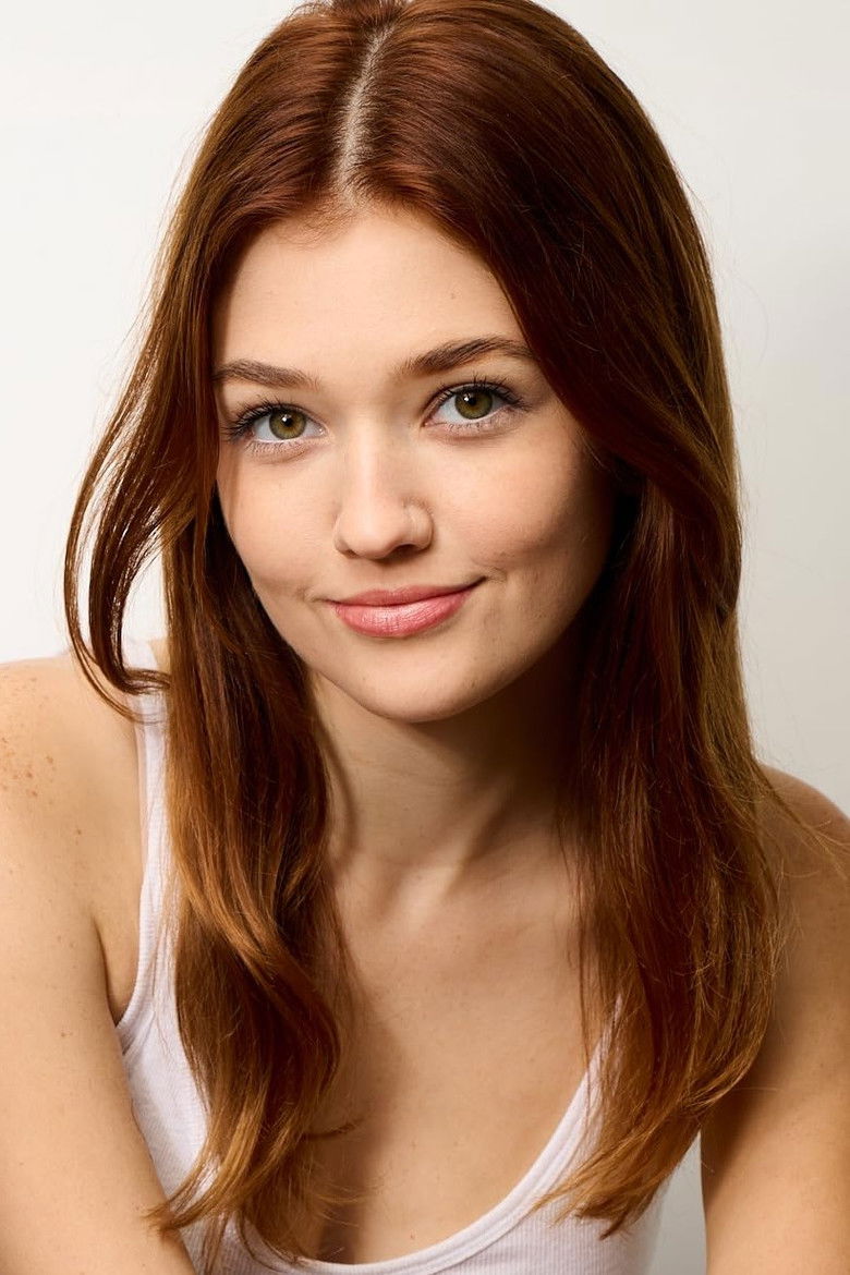 Erin Moore portrait image