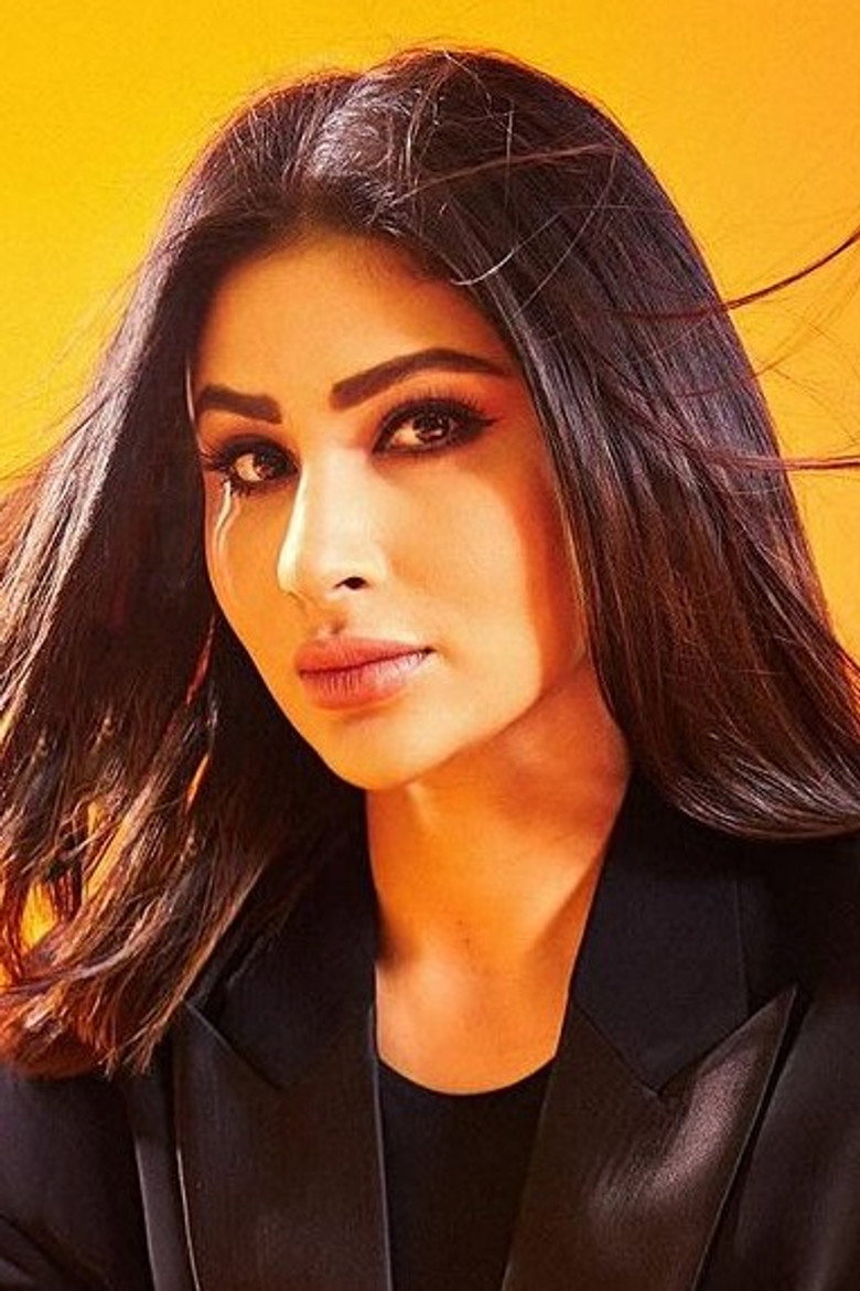 Mouni Roy photo 2
