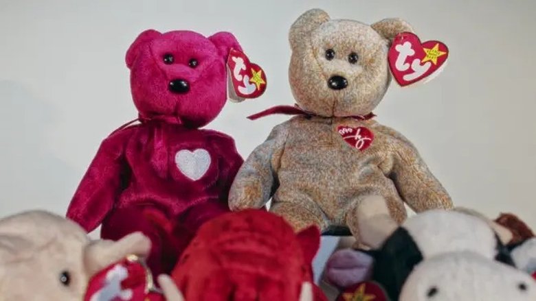 Still image for Rewind the '90s season 1 episode 5: Mass Appeal Still image for Rewind the '90s season 1 episode 5: Mass Appeal