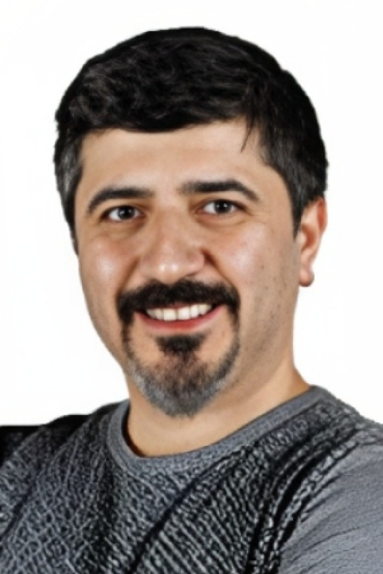 Özgür Bayazıtoğlu portrait image