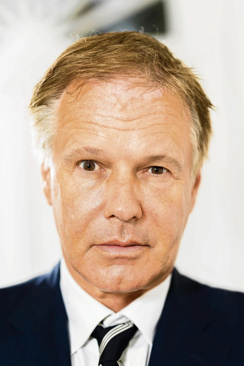 Rob Thielen portrait image