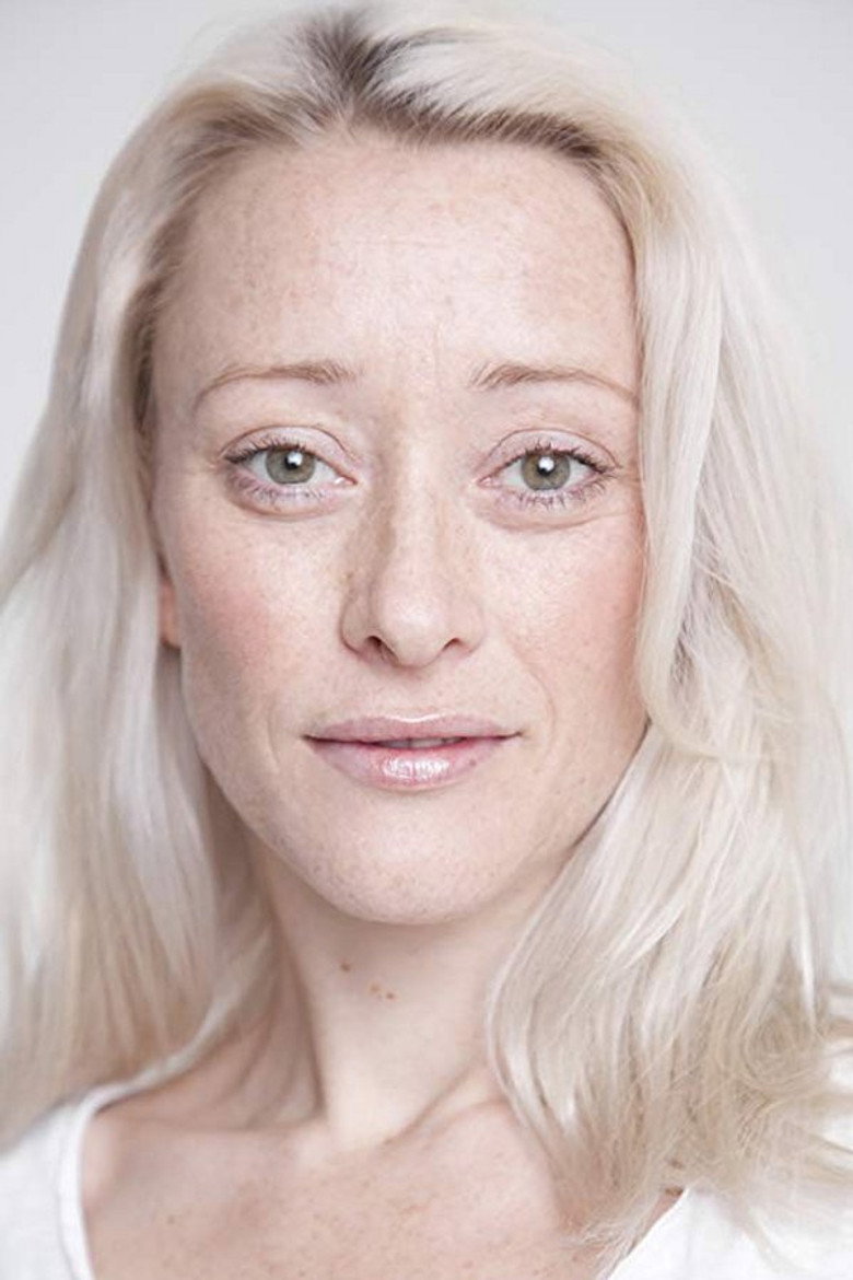 Maria Erwolter photo 7