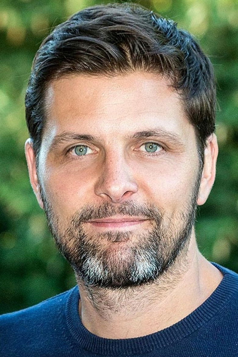 Maxime Delauney portrait image