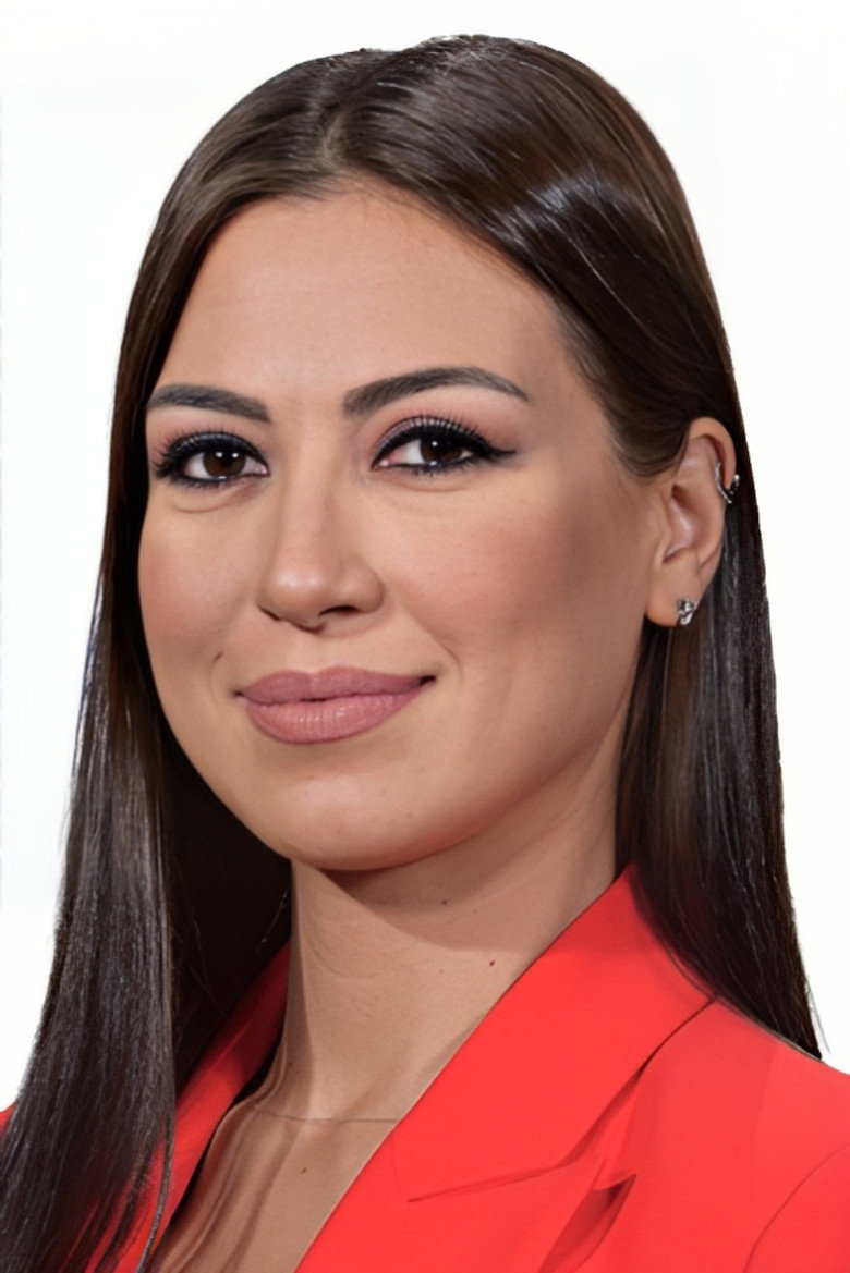 Hande Özdemir portrait