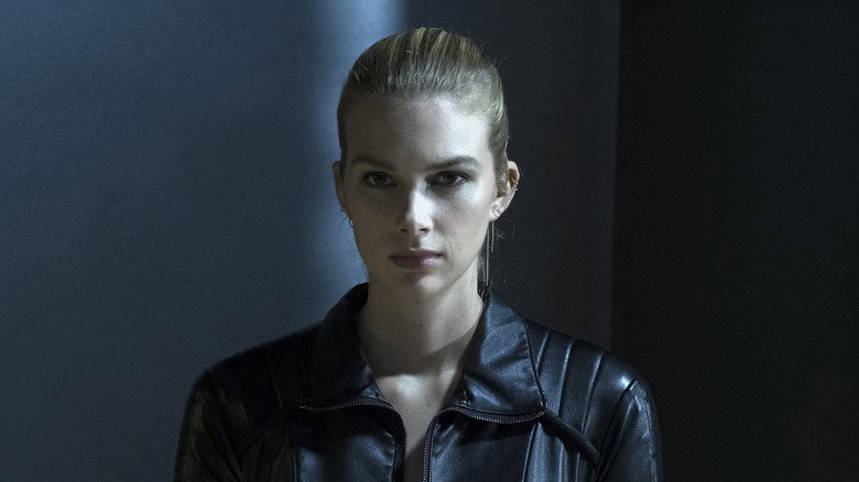 Still from Сшиватели - Season 3 Episode 2