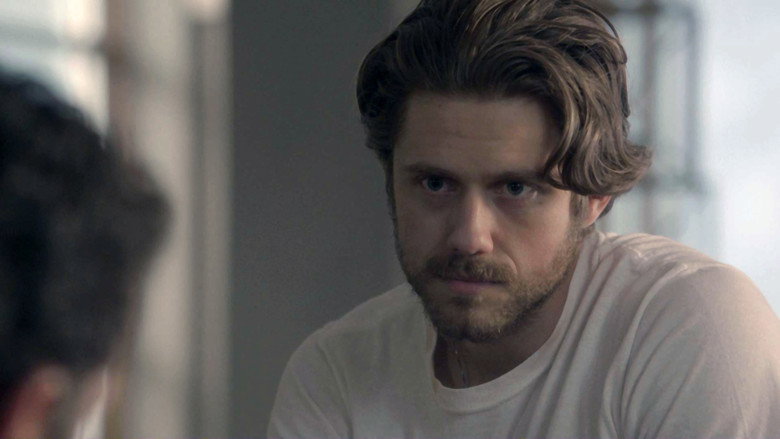 Still from Graceland - Season 3 Episode 5