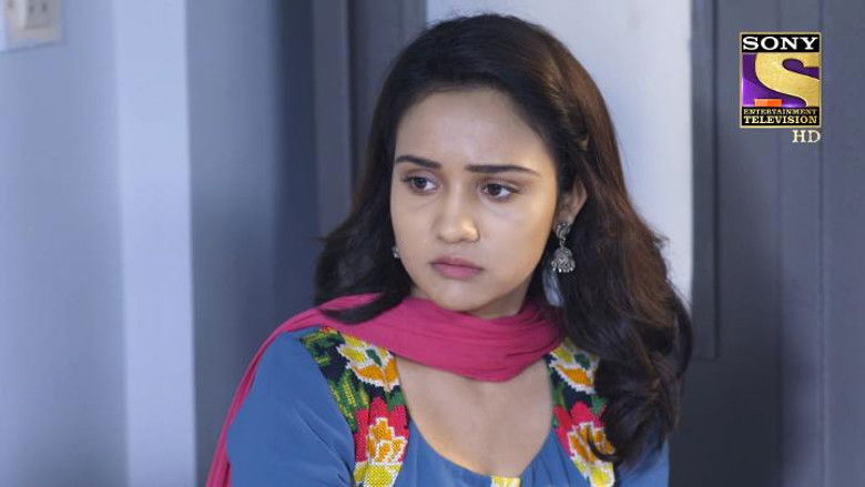 Sameer romances Naina