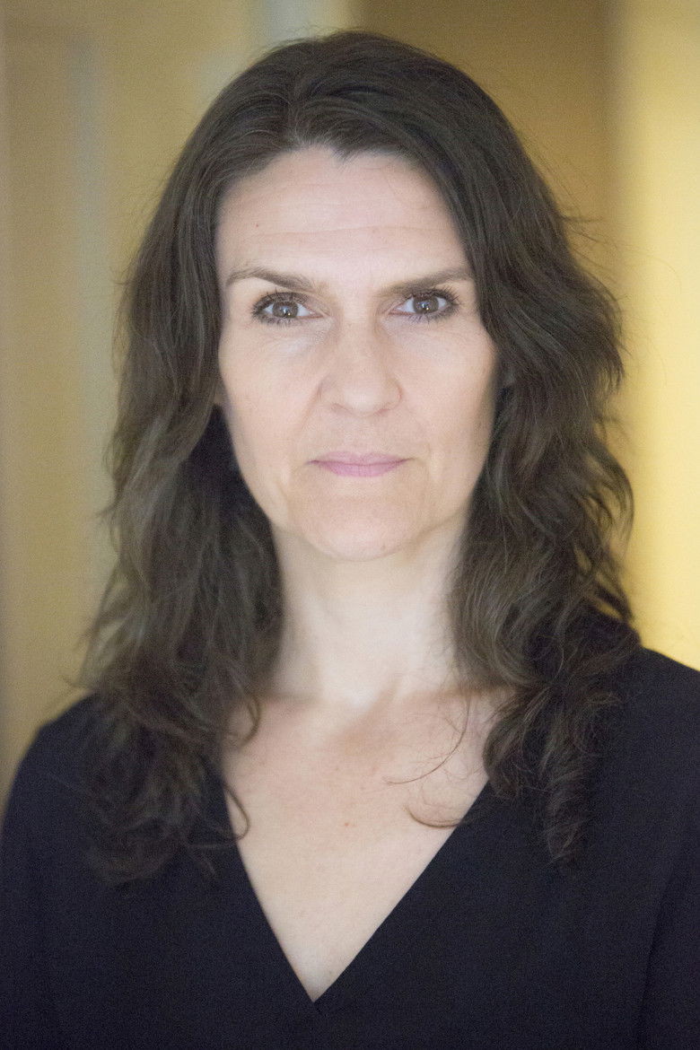 Elizabeth Marsh portrait image