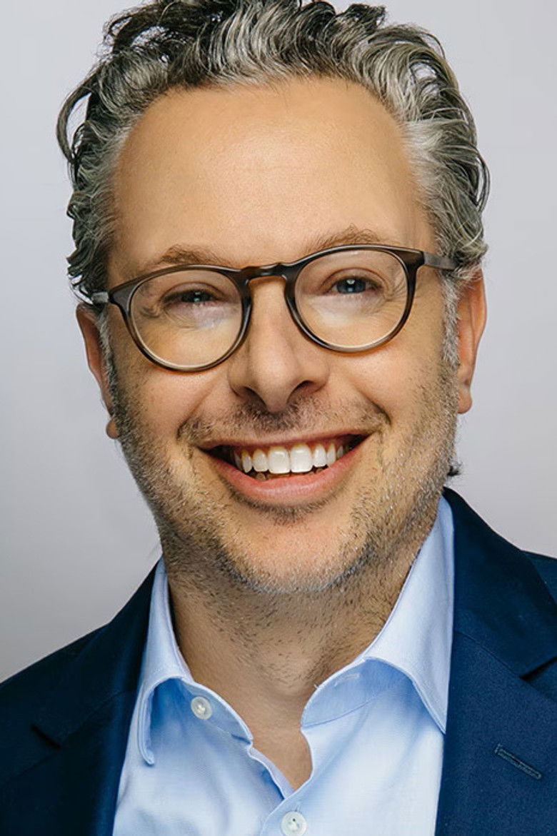 Aaron Hart portrait image