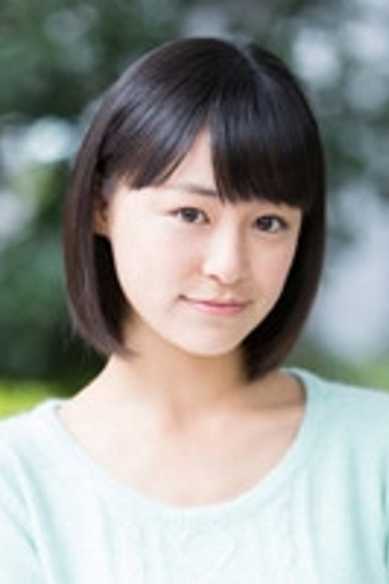 Miu Suzuki photo 4