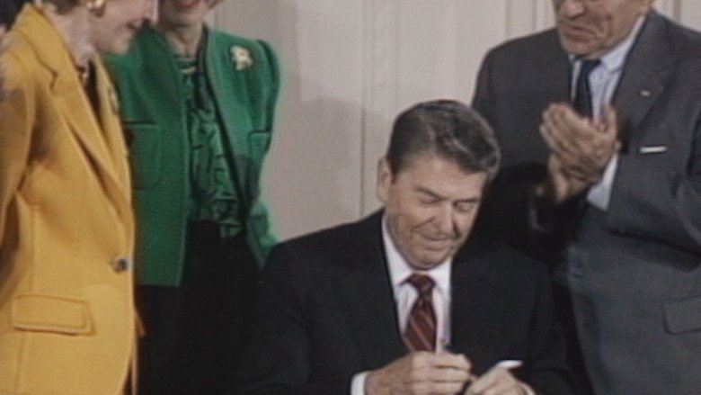 Still image for America's War on Drugs season 1 episode 2: Cocaine, Cartels & Crack Downs Still image for America's War on Drugs season 1 episode 2: Cocaine, Cartels & Crack Downs