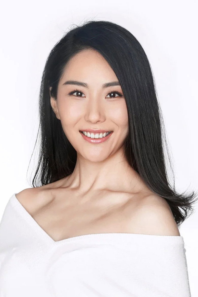 Liu Qianzi portrait