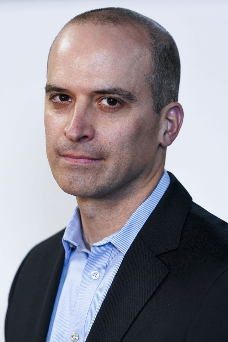 David Leonhardt portrait image