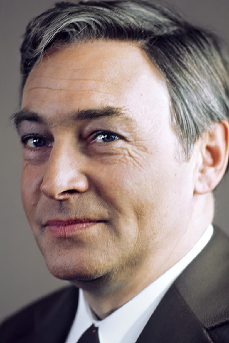 Vyacheslav Tikhonov photo 3